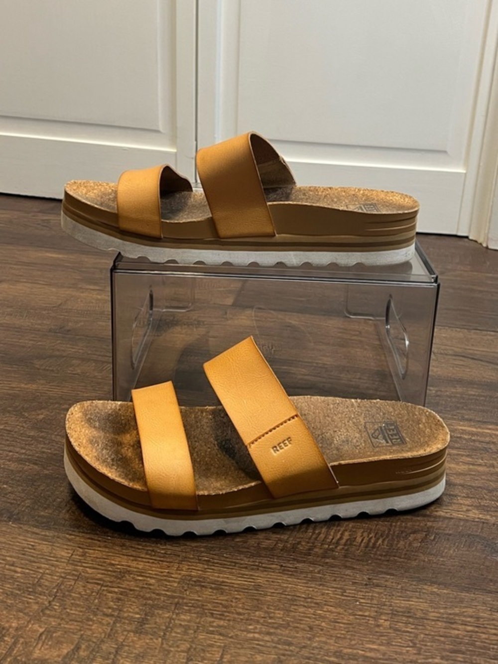 Reef Women’s Cushion Vista Hi Platform Slide Sandals Size 11 Color Brown